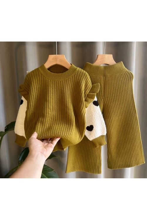 طفل بنت شتوية قاط    