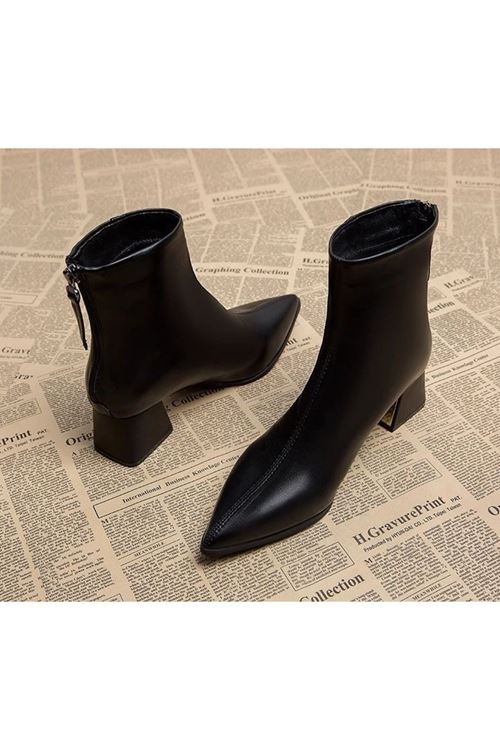 احذية نسائية شتوية بوت قصير كعب