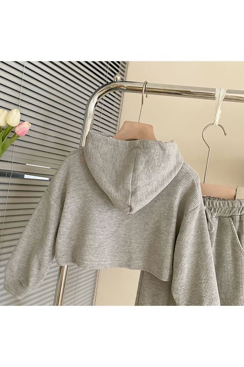 طفل بنت شتوية قاط    