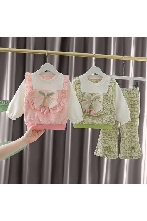 طفل بنت شتوية قاط