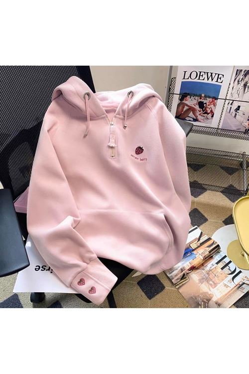 ملابس نسائية شتوية هودي