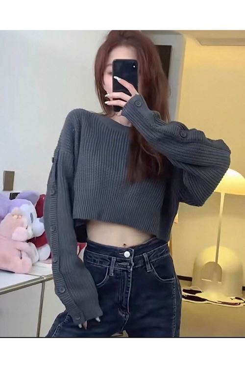 ملابس نسائية شتوية بلوز