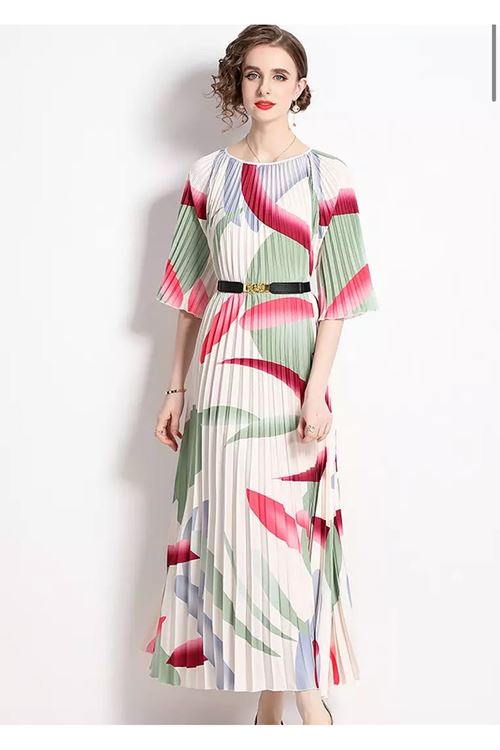 ملابس نسائية صيفية فستان 