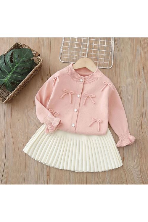 طفل بنت شتوية تنورة و بلوز