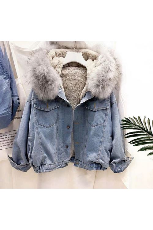 ملابس نسائية شتوية قمصلة