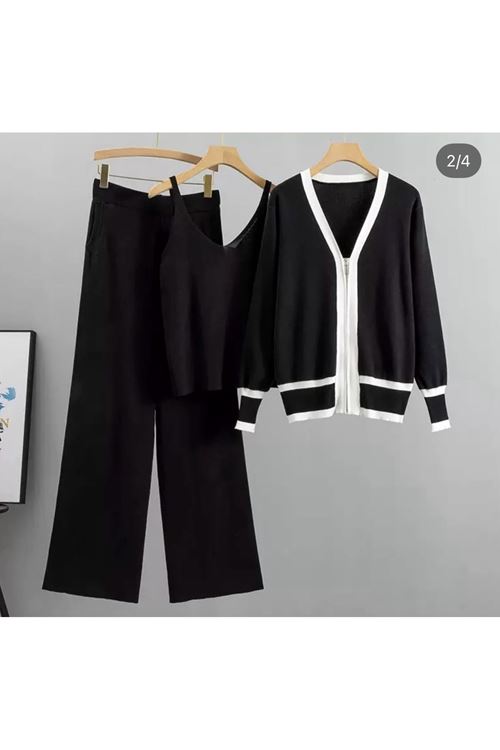 ملابس نسائية شتوية قاط 