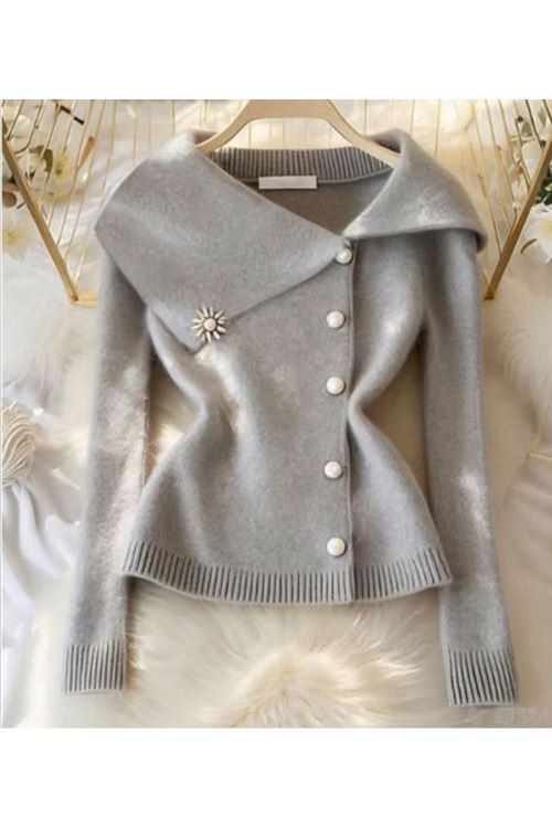 ملابس نسائية شتوية بلوز