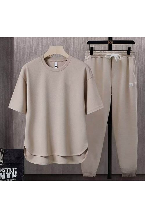 ملابس رجالية صيفية تراك 