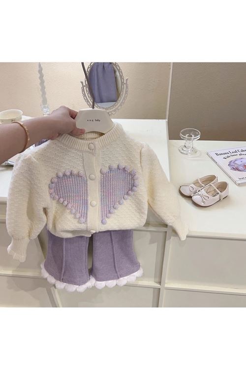 طفل بنت شتوية قاط