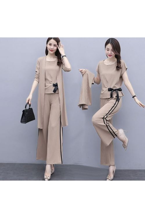 ملابس نسائية صيفية تراك