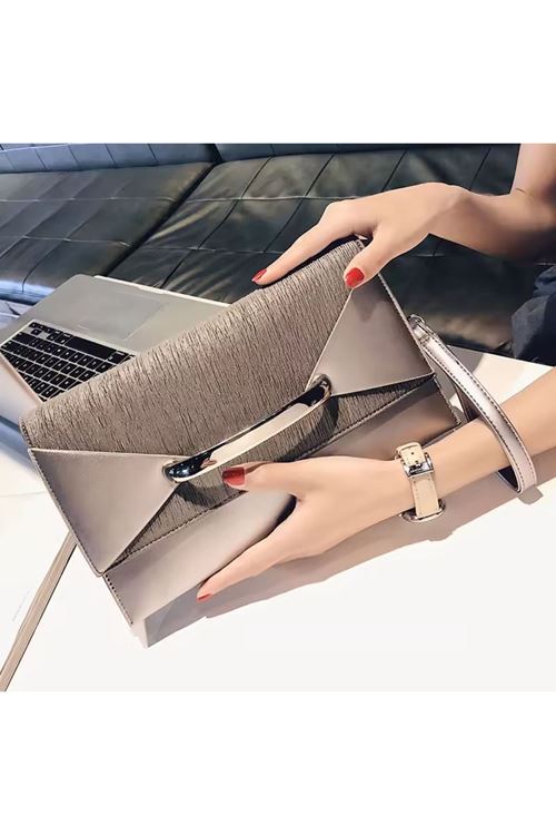 جنطة نسائية 