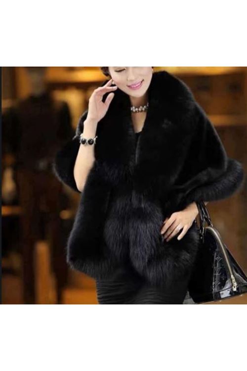 ملابس نسائية شتوية شال