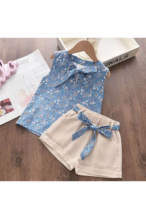 طفل بنت صيفية قاط