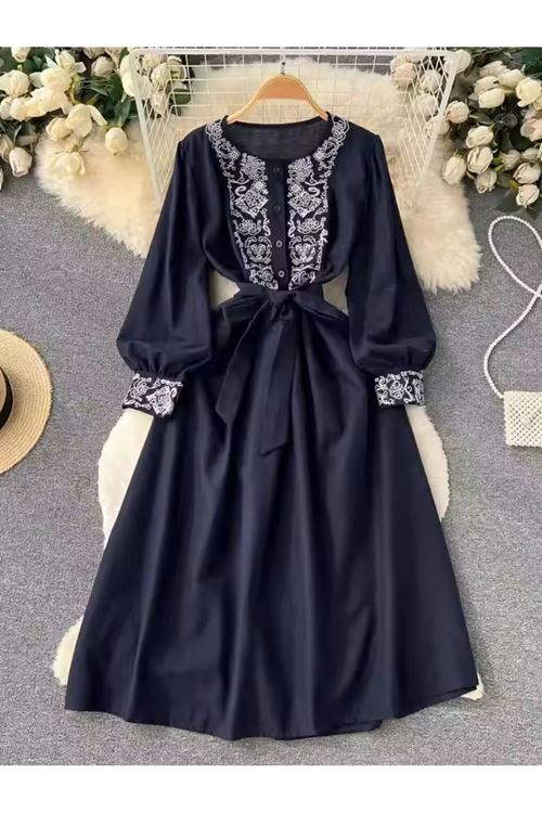 ملابس نسائية صيفية فستان