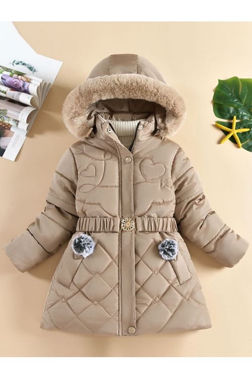 طفل ينت شتوية قمصلة