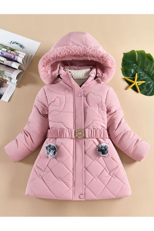 طفل ينت شتوية قمصلة