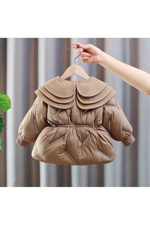 طفل بنت شتوية جاكيت