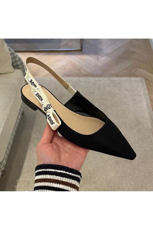 أحذية نسائية صيفية فلات