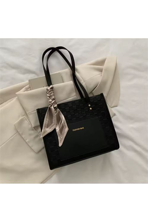 جنطة نسائية 