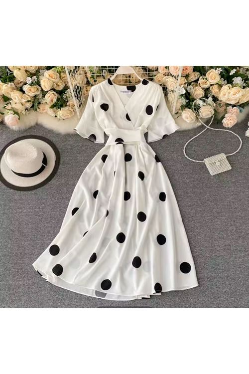 ملابس نسائية صيفية فستان 