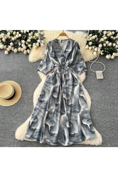 ملابس نسائية صيفية فستان  