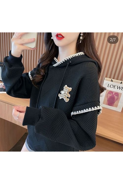 ملابس نسائية شتوية هودي