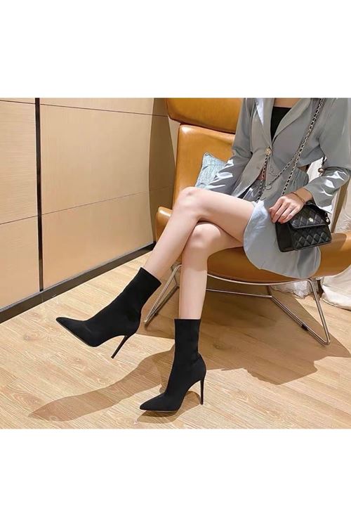 احذية نسائية شتوية بوت قصير كعب 