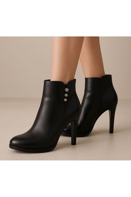 الأحذية النسائية الشتوية بوت قصير كعب