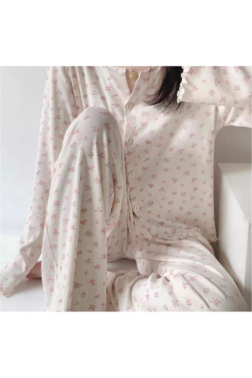 ملابس نسائية شتوية تراك