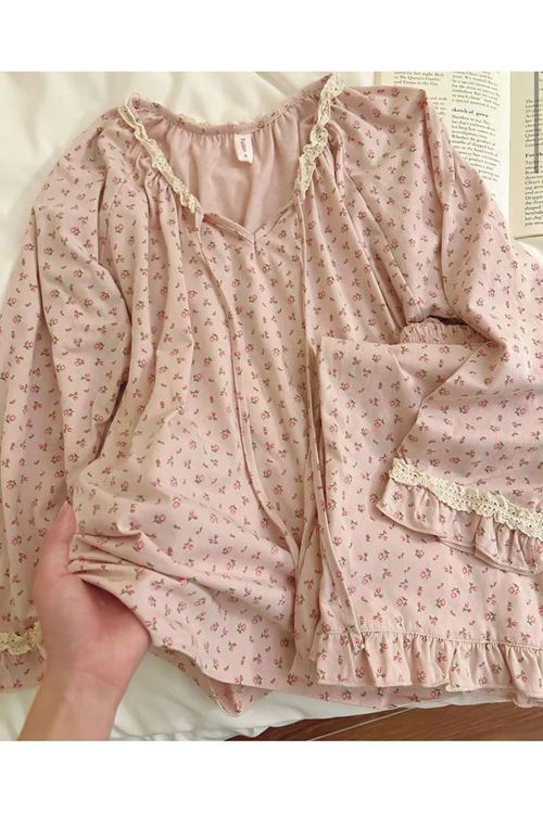 ملابس نسائية صيفية تراك