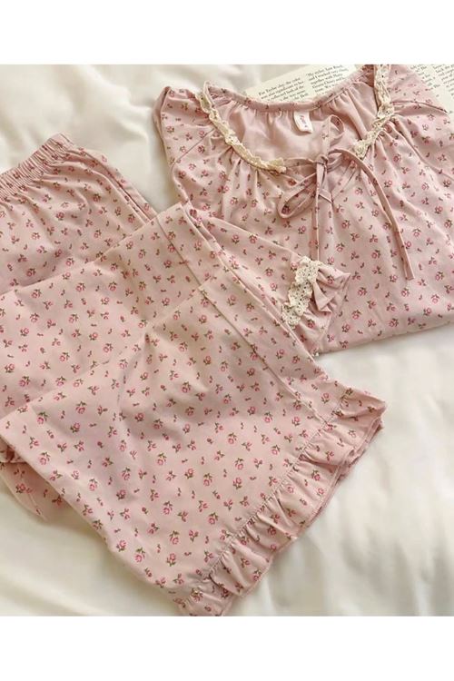 ملابس نسائية صيفية تراك