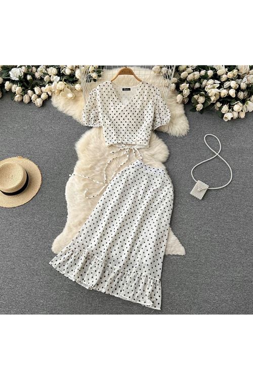 ملابس نسائية صيفية تنورة وقميص 