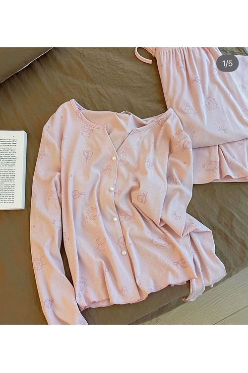 ملابس نسائية صيفية تراك