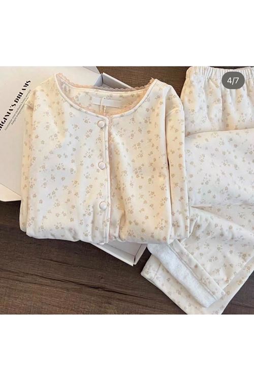 ملابس نسائية صيفية تراك 