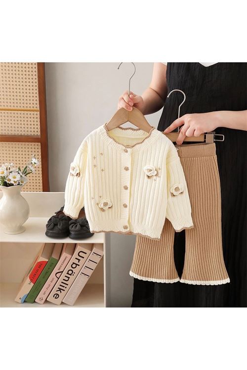 طفل بنت شتوية قاط