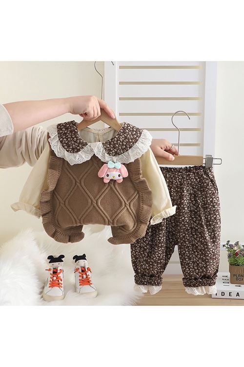 طفل بنت شتوية قاط