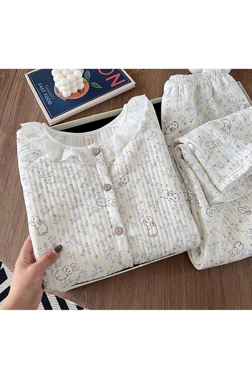 ملابس نسائية شتوية تراك