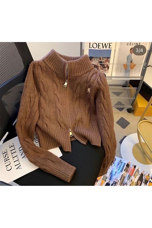 ملابس نسائية شتوية جاكيت 