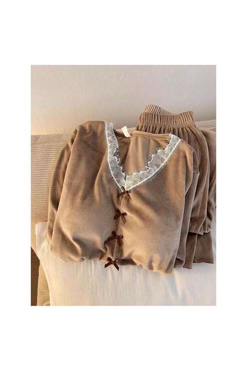 ملابس نسائية شتوية تراك