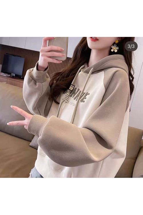 ملابس نسائية شتوية هودي 