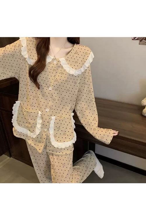 ملابس نسائية صيفية تراك