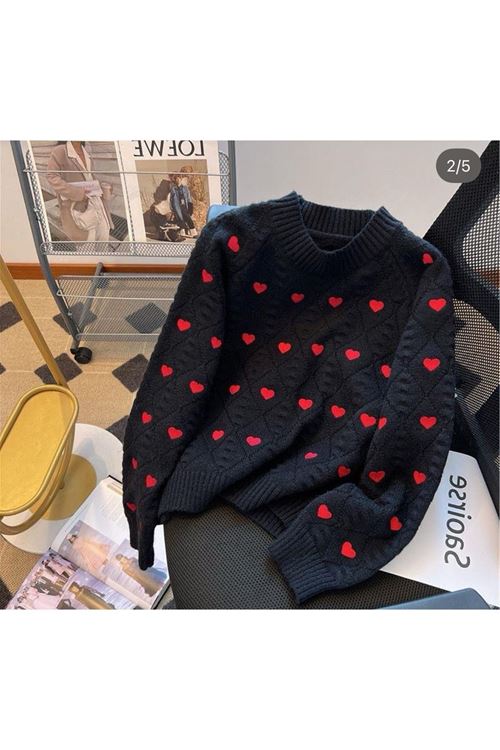 ملابس نسائية شتوية بلوز 