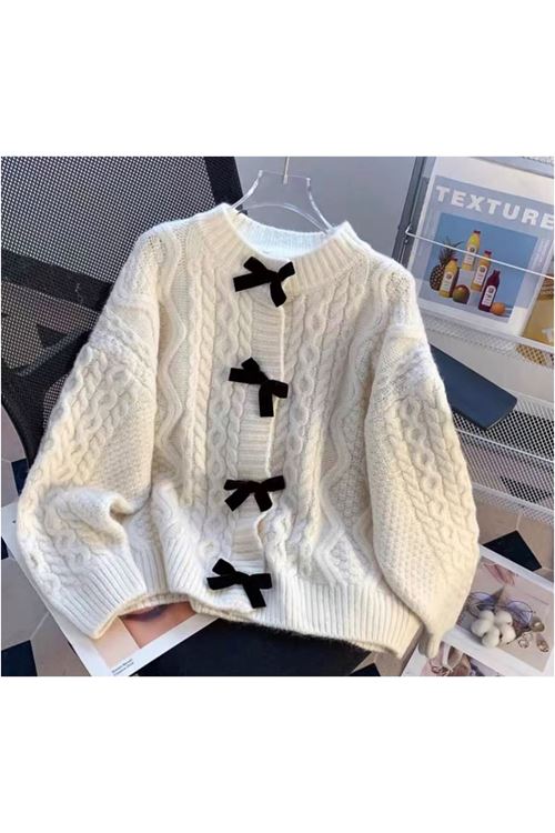 ملابس نسائية شتوية بلوز