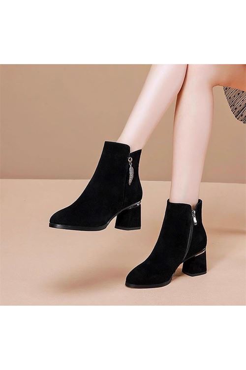 احذية نسائية شتوية بوت قصير كعب