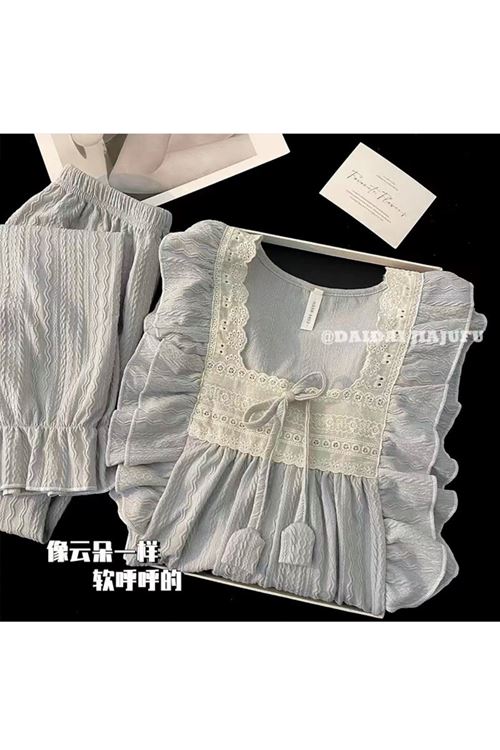 ملابس نسائي صيفية تراك