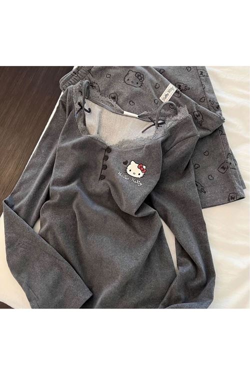 ملابس نسائية صيفية تراك  