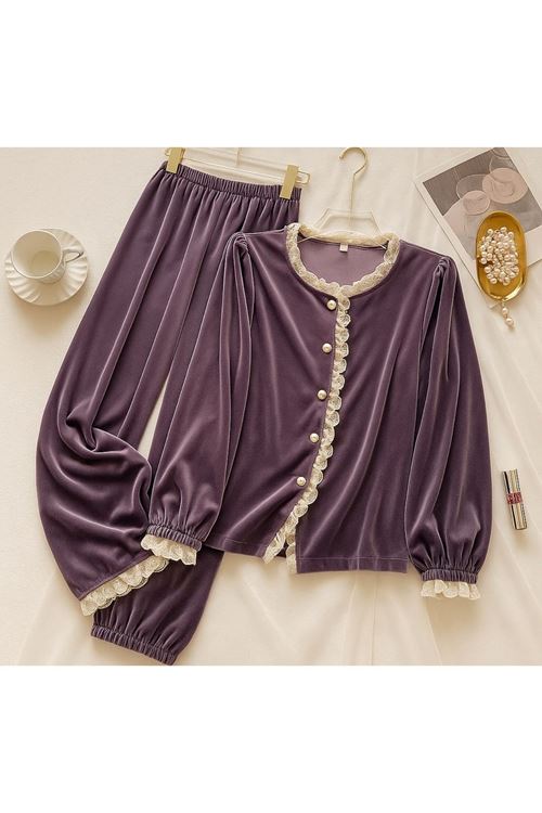 ملابس نسائية شتوية تراك 