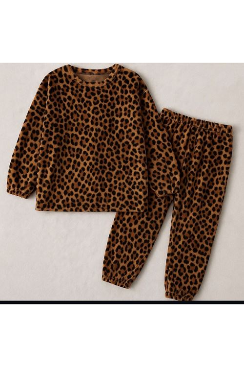 ملابس نسائية شتوية تراك