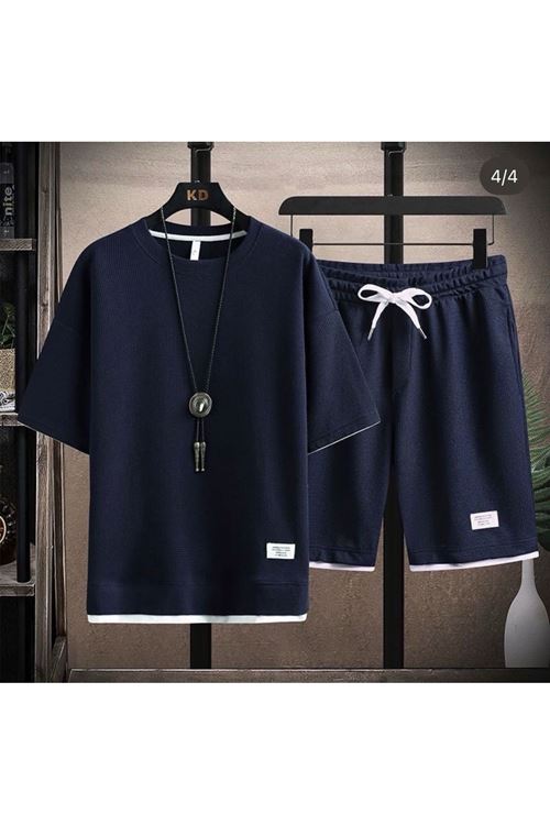 ملابس رجالية صيفية تراك