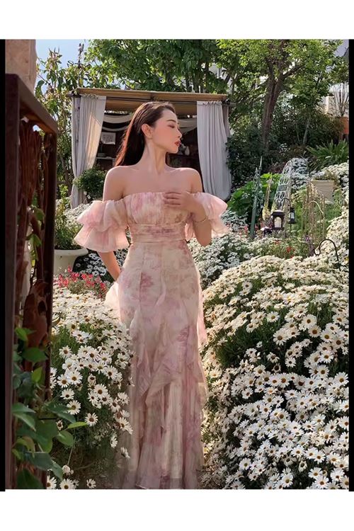 ملابس نسائية صيفية فستان